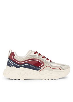 Tommy Jeans Sneakersy Tjw Chunky Runner Monocolor Lc EN0EN02263 Czerwony ze sklepu MODIVO w kategorii Buty sportowe damskie - zdjęcie 170848347