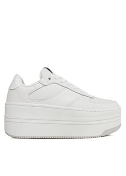 Guess Sneakersy Lulli FLJLLI LEA12 Biały ze sklepu MODIVO w kategorii Buty sportowe damskie - zdjęcie 170849966