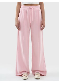 Spodnie damskie dresowe z szeroką nogawką różowe Abierto 600/ Chitasana 600 ze sklepu Big Star w kategorii Spodnie damskie - zdjęcie 170853198