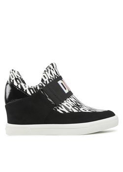 Sneakersy DKNY Cosmos K4254239 Black/White 005 ze sklepu eobuwie.pl w kategorii Buty sportowe damskie - zdjęcie 170853966