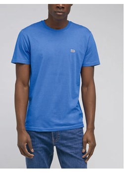 Lee T-Shirt Patch Logo L60UFQA13 112330615 Niebieski Regular Fit ze sklepu MODIVO w kategorii T-shirty męskie - zdjęcie 170855528