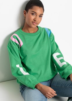 Bluza z nadrukiem w litery ze sklepu bonprix w kategorii Bluzy damskie - zdjęcie 170860927