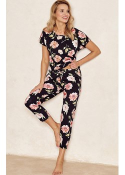 Dwuczęściowa piżama damska w kwiaty Peony 3136, Kolor czarny-kwiaty, Rozmiar S, Taro ze sklepu Intymna w kategorii Piżamy damskie - zdjęcie 170863389