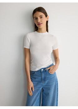 Reserved - T-shirt z wiskozą - biały ze sklepu Reserved w kategorii Bluzki damskie - zdjęcie 170876007