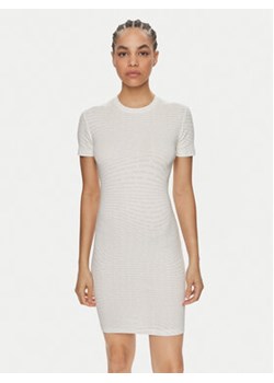 Calvin Klein Jeans Sukienka codzienna J20J223205 Biały Slim Fit ze sklepu MODIVO w kategorii Sukienki - zdjęcie 170878307