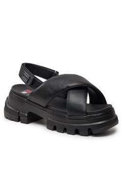 Tommy Jeans Sandały Tjw Chunky City Sandal EN0EN02525 Czarny ze sklepu MODIVO w kategorii Sandały damskie - zdjęcie 170878497