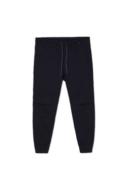 Cropp - Czarne jeansowe joggery - czarny ze sklepu Cropp w kategorii Spodnie męskie - zdjęcie 170891048