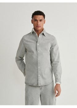 Reserved - Denimowa koszula comfort fit - jasnoszary ze sklepu Reserved w kategorii Koszule męskie - zdjęcie 170891379