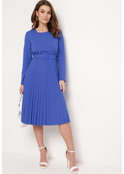 Granatowa Sukienka Midi z Plisowaną Spódnicą i Paskiem Ondinetta ze sklepu Born2be Odzież w kategorii Sukienki - zdjęcie 170908605