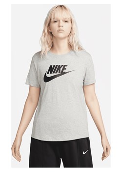 Damski T-shirt z logo Nike Sportswear Essentials - Szary ze sklepu Nike poland w kategorii Bluzki damskie - zdjęcie 170914025