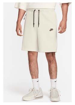 Spodenki męskie Nike Sportswear Tech Fleece - Zieleń ze sklepu Nike poland w kategorii Spodenki męskie - zdjęcie 170914388