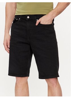 Calvin Klein Jeans Szorty jeansowe J30J324872 Czarny Slim Fit ze sklepu MODIVO w kategorii Spodenki męskie - zdjęcie 170918635