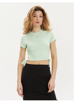Tommy Jeans T-Shirt DW0DW17902 Zielony Slim Fit ze sklepu MODIVO w kategorii Bluzki damskie - zdjęcie 170918658