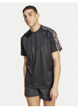 adidas T-Shirt Tiro IP3786 Czarny Regular Fit ze sklepu MODIVO w kategorii T-shirty męskie - zdjęcie 170918787