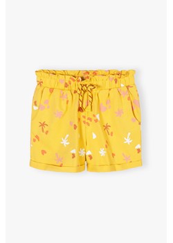Żółte szorty dla dziewczynki we wzorek ze sklepu 5.10.15 w kategorii Spodenki dziewczęce - zdjęcie 170924789