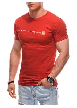 T-shirt męski z nadrukiem 1920S - czerwony ze sklepu Edoti w kategorii T-shirty męskie - zdjęcie 170924977