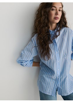 Reserved - Koszula z haftowanym wzorem - jasnoniebieski ze sklepu Reserved w kategorii Koszule damskie - zdjęcie 170925975