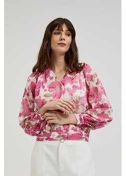 Koszula w kwiaty z bufiastymi rękawami różowa ze sklepu Moodo.pl w kategorii Koszule damskie - zdjęcie 170930487
