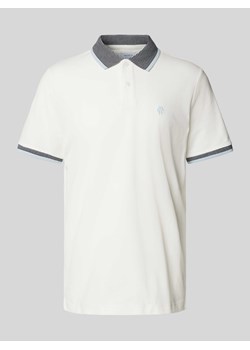 Koszulka polo z detalem z logo model ‘RUBY’ ze sklepu Peek&Cloppenburg  w kategorii T-shirty męskie - zdjęcie 170932607