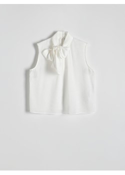 Reserved - Bluzka z wiązaną stójką - biały ze sklepu Reserved w kategorii Bluzki damskie - zdjęcie 170937526