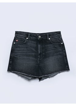 Szorty damskie jeansowe z linii Authentic czarne z przetarciami Authentic Girl 913 ze sklepu Big Star w kategorii Szorty - zdjęcie 170939466