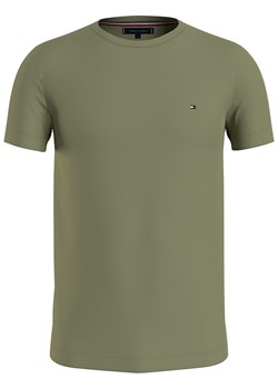 Tommy Hilfiger Koszulka w kolorze khaki ze sklepu Limango Polska w kategorii T-shirty męskie - zdjęcie 170942278