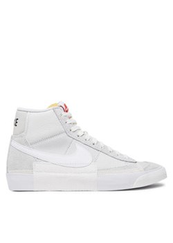 Nike Sneakersy Blazer Mid Pro Club DQ7673-003 Biały ze sklepu MODIVO w kategorii Trampki męskie - zdjęcie 170952057