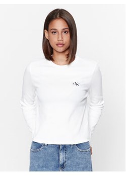 Calvin Klein Jeans Bluzka J20J222781 Biały Regular Fit ze sklepu MODIVO w kategorii Bluzki damskie - zdjęcie 170952997
