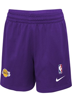 Spodenki dla dużych dzieci Nike NBA Player Los Angeles Lakers - Fiolet ze sklepu Nike poland w kategorii Spodenki męskie - zdjęcie 170955386