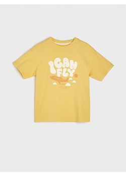 Sinsay - Koszulka z nadrukiem - żółty ze sklepu Sinsay w kategorii T-shirty chłopięce - zdjęcie 170958968