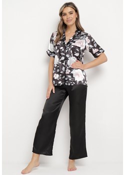 Czarny Komplet Piżamowy Satynowy z Koszulą na Krótki Rękaw i Spodniami Eveterea ze sklepu Born2be Odzież w kategorii Piżamy damskie - zdjęcie 170960246