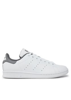 adidas Sneakersy Stan Smith IG1322 Biały ze sklepu MODIVO w kategorii Buty sportowe męskie - zdjęcie 170968145