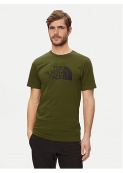 The North Face T-Shirt Easy NF0A87N5 Zielony Regular Fit ze sklepu MODIVO w kategorii T-shirty męskie - zdjęcie 170969449