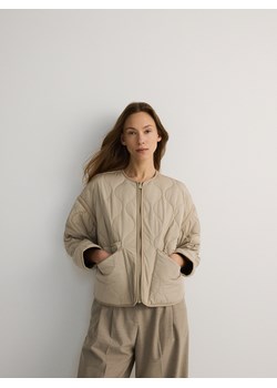 Reserved - Krótka pikowana kurtka - beżowy ze sklepu Reserved w kategorii Kurtki damskie - zdjęcie 170971189