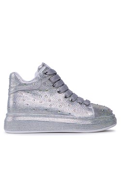 Sneakersy GOE LL2N4015 Silver ze sklepu eobuwie.pl w kategorii Trampki damskie - zdjęcie 170987437