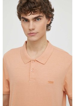 Levi&apos;s polo bawełniane kolor pomarańczowy gładki ze sklepu ANSWEAR.com w kategorii T-shirty męskie - zdjęcie 170989666