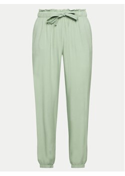 Deha Spodnie dresowe A00636 Zielony Regular Fit ze sklepu MODIVO w kategorii Spodnie damskie - zdjęcie 170996669