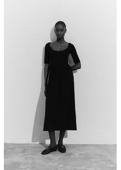 H & M - Dżersejowa sukienka z głębokim okrągłym dekoltem - Czarny ze sklepu H&M w kategorii Sukienki - zdjęcie 171004236