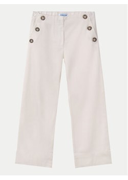 Mayoral Spodnie materiałowe 6501 Écru Regular Fit ze sklepu MODIVO w kategorii Spodnie dziewczęce - zdjęcie 171007007