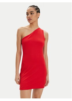 Tommy Jeans Sukienka letnia DW0DW17947 Czerwony Slim Fit ze sklepu MODIVO w kategorii Sukienki - zdjęcie 171008725