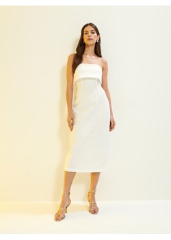 Mohito - Sukienka midi ze strukturalnej tkaniny - biały ze sklepu Mohito w kategorii Sukienki - zdjęcie 171015119