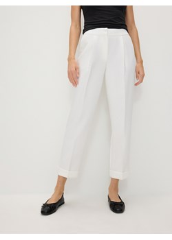 Reserved - Spodnie z mankietami - biały ze sklepu Reserved w kategorii Spodnie damskie - zdjęcie 171017059