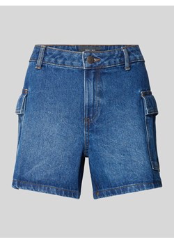 Szorty jeansowe z kieszeniami cargo model ‘SMILEY’ ze sklepu Peek&Cloppenburg  w kategorii Szorty - zdjęcie 171024485