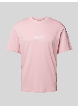 T-shirt z nadrukiem z logo model ‘VESTERBRO’ ze sklepu Peek&Cloppenburg  w kategorii T-shirty męskie - zdjęcie 171024567