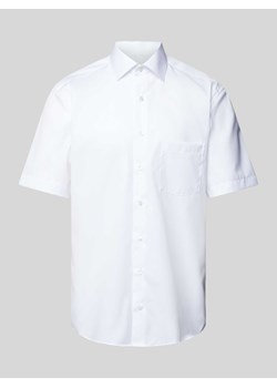 Koszula biznesowa o kroju modern fit z kieszenią na piersi ze sklepu Peek&Cloppenburg  w kategorii Koszule męskie - zdjęcie 171032088