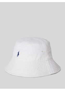 Czapka typu bucket hat z lnu z detalem z logo ze sklepu Peek&Cloppenburg  w kategorii Kapelusze damskie - zdjęcie 171032706