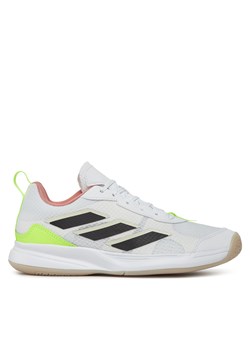 Buty adidas Avaflash Low Tennis IG9544 Biały ze sklepu eobuwie.pl w kategorii Buty sportowe damskie - zdjęcie 171045496