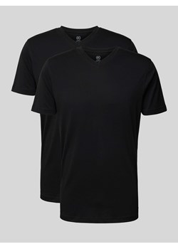 T-shirt z dekoltem w serek ze sklepu Peek&Cloppenburg  w kategorii T-shirty męskie - zdjęcie 171149439