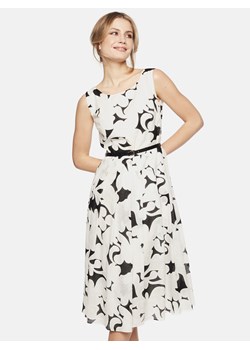 Rozkloszowana czarno-biała sukienka midi w kwiaty L'AF Maden ze sklepu Eye For Fashion w kategorii Sukienki - zdjęcie 171150208