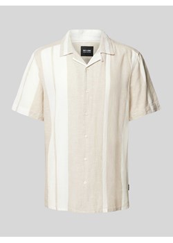 Koszula casualowa z kołnierzem z połami model ‘CAIDEN’ ze sklepu Peek&Cloppenburg  w kategorii Koszule męskie - zdjęcie 171153559